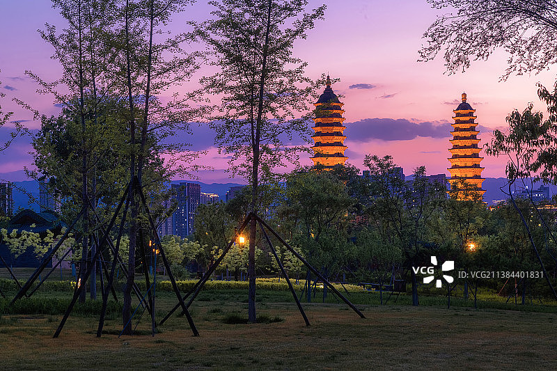 永祚寺双塔图片素材