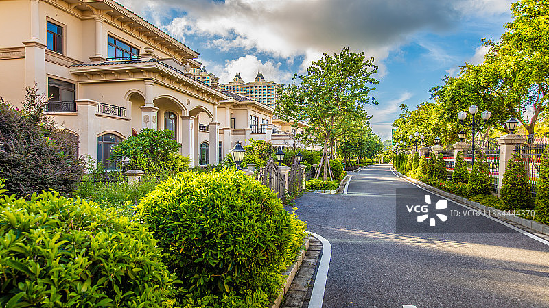 别墅建筑外街道图片素材