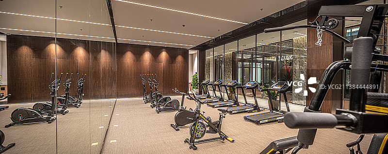 健身房健身器械图片素材