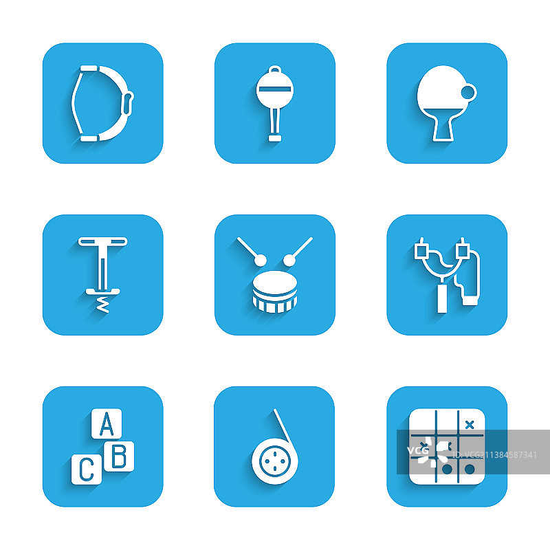 架子鼓、鼓槌、溜溜球和井字游戏图片素材