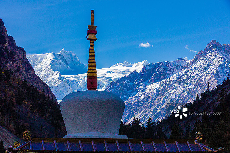 西藏波密米堆冰川图片素材