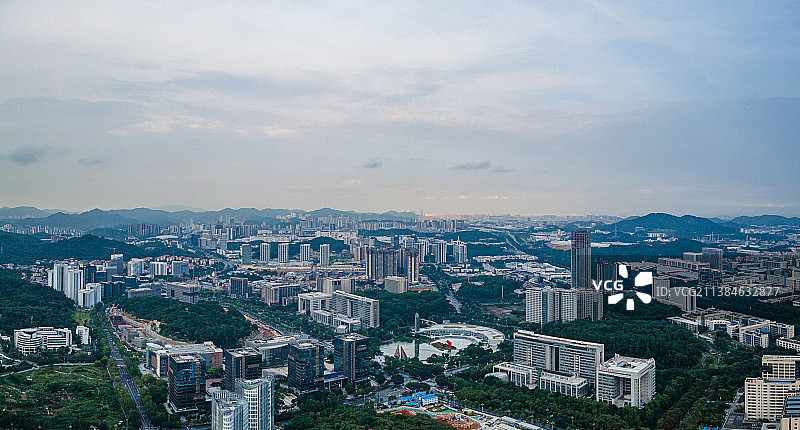 广州黄埔区广州科学城商业建筑群航拍图片素材