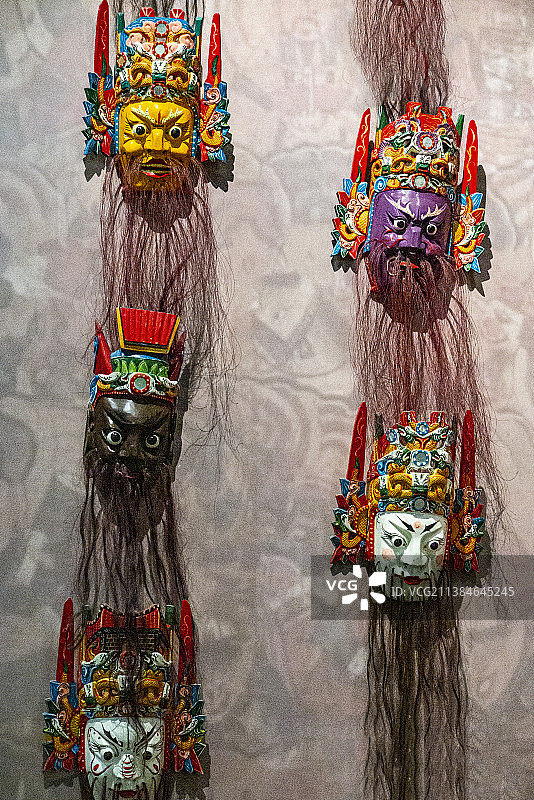 贵州省博物馆馆藏文物--贵州安顺屯堡傩戏地戏面具图片素材