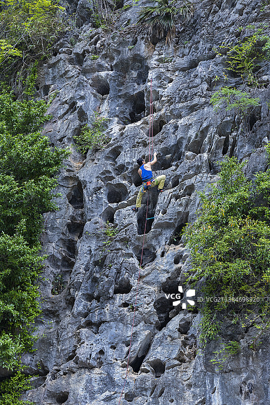 英西峰林攀岩图片素材