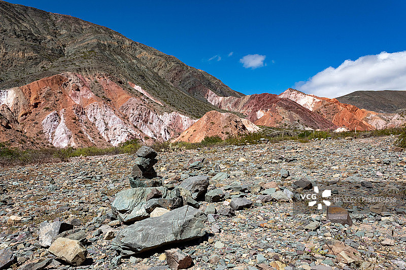 阿根廷胡胡伊省七色山岩石山脉风光图片素材
