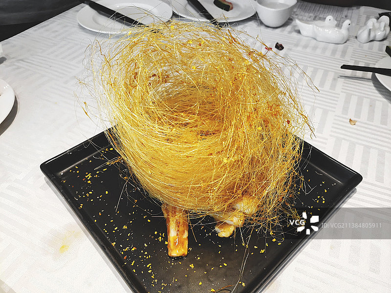 中国：盘子里的鸡蛋（俯视）图片素材