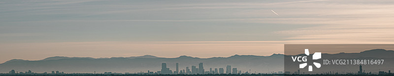 美国落基山军械库国家野生动物保护区日落景观剪影图片素材