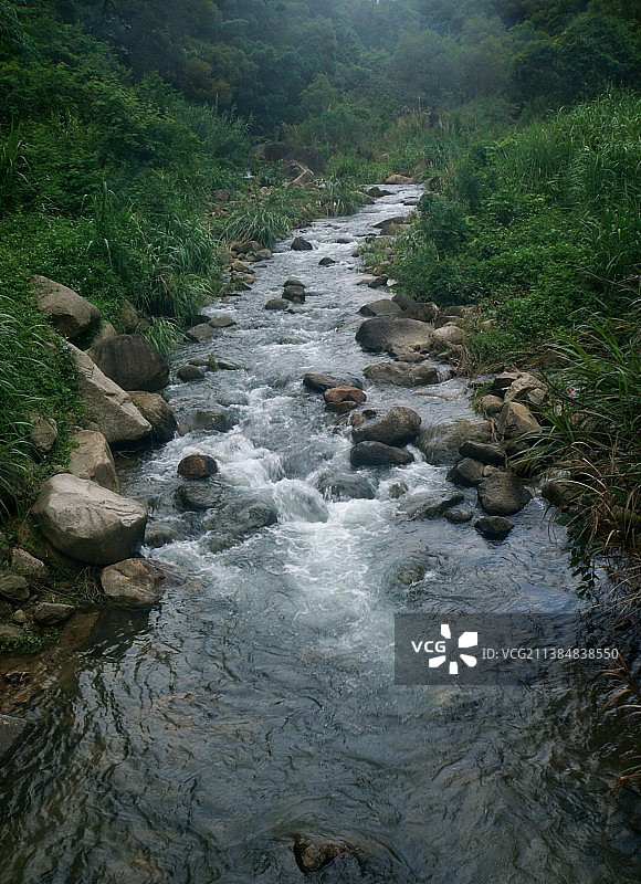 山间小溪图片素材