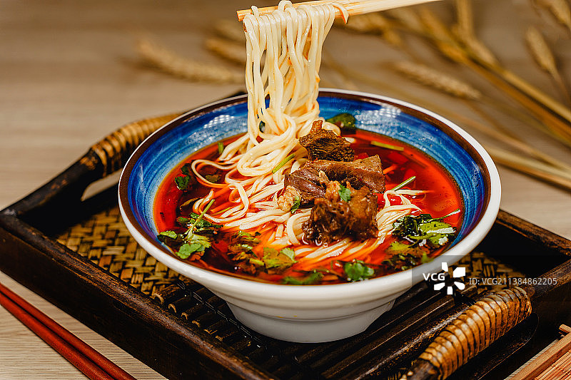 红烧牛肉面图片素材