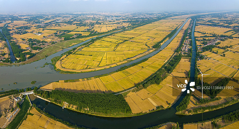 金色的田野图片素材