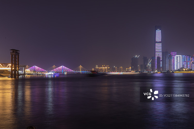 武汉南岸嘴夜景城市图片素材