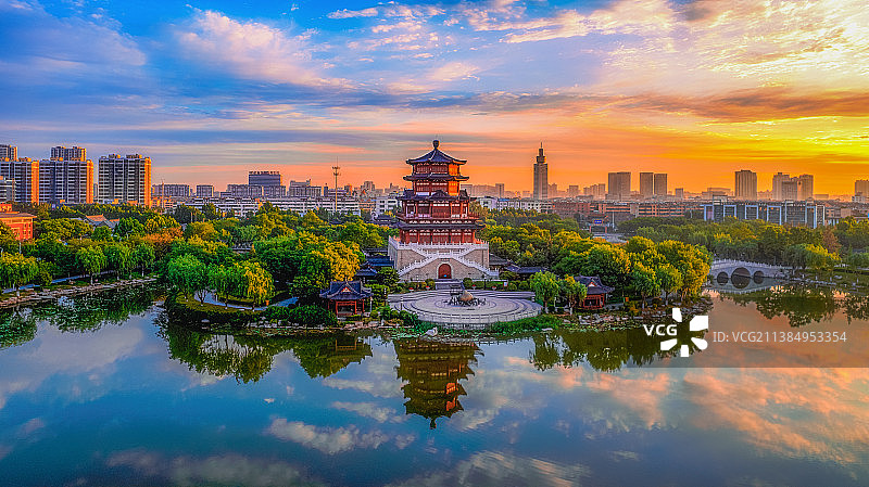 南池朝霞图片素材