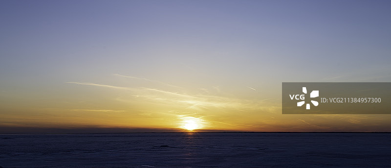 美国密歇根州斯托宁顿的日落海景图片素材