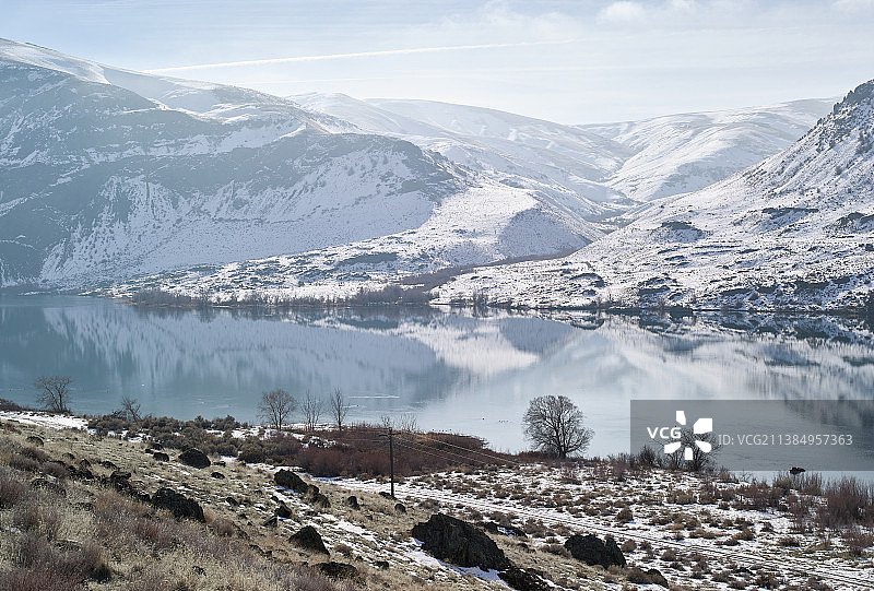 美国华盛顿道格拉斯县雪山风光图片素材