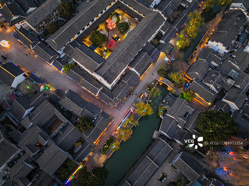 苏州周庄水乡古镇黄昏风景图片素材