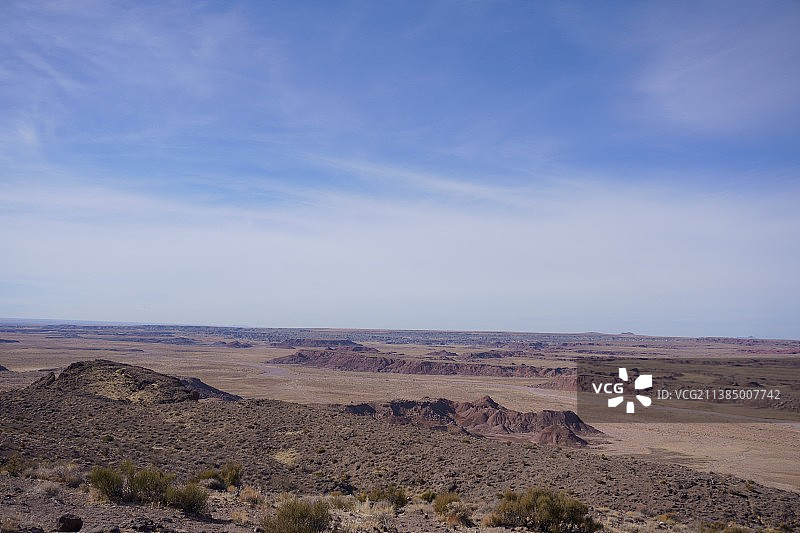 石化森林国家公园和彩绘沙漠，石化森林国家公园，亚利桑那州，美国图片素材