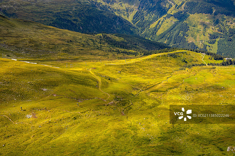 奥地利巴特加斯坦施图本科格尔的景观高角度视图图片素材