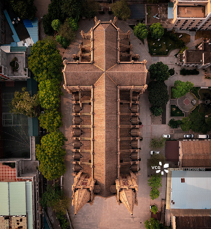 俯拍圣心教堂图片素材