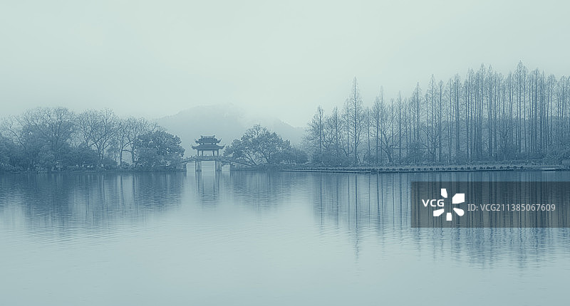 玉带烟雨图片素材