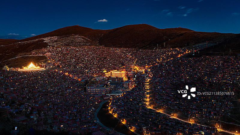 属于藏域的夜色图片素材