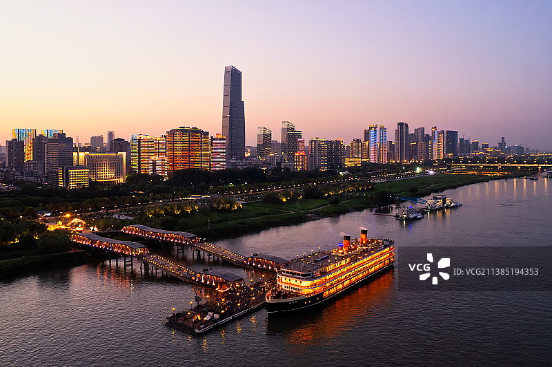 武汉知音号游轮图片素材