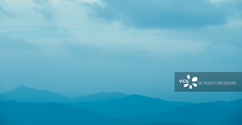 海南省陵水县远山图片素材