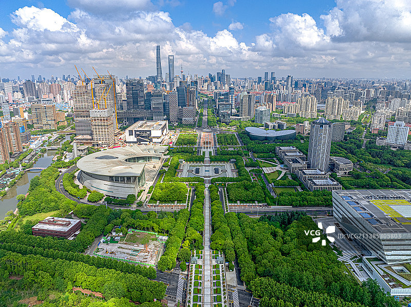 浦东新区人民政府 世纪大道 上海图书馆东馆 上海博物馆东馆 上海科技馆 东方艺术中心 陆家嘴金融城图片素材