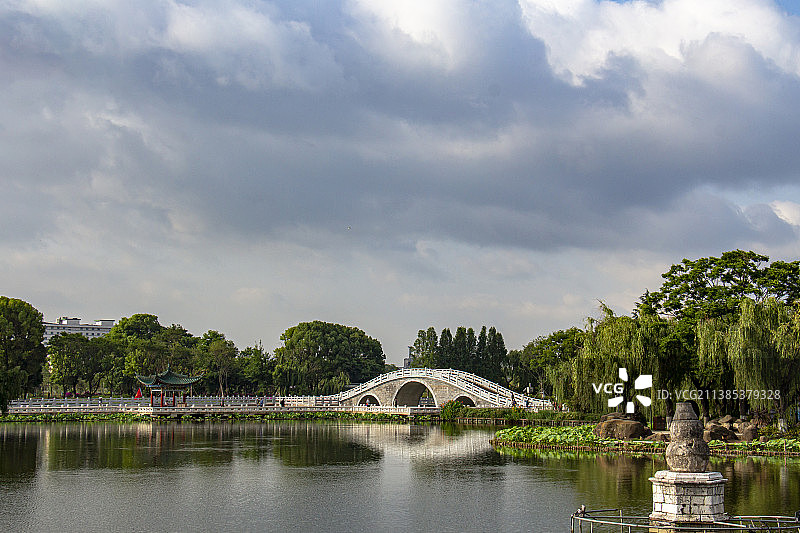 一桥连南北图片素材