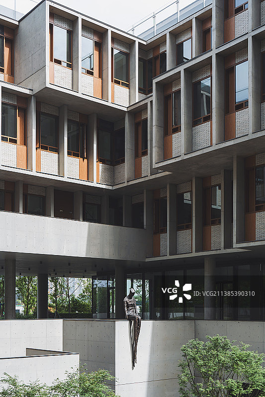 成都天府新区麓湖生态城漂浮总部建筑雕塑图片素材