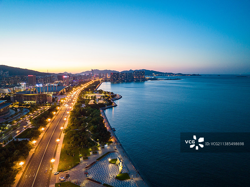 威海城市夜景图片素材