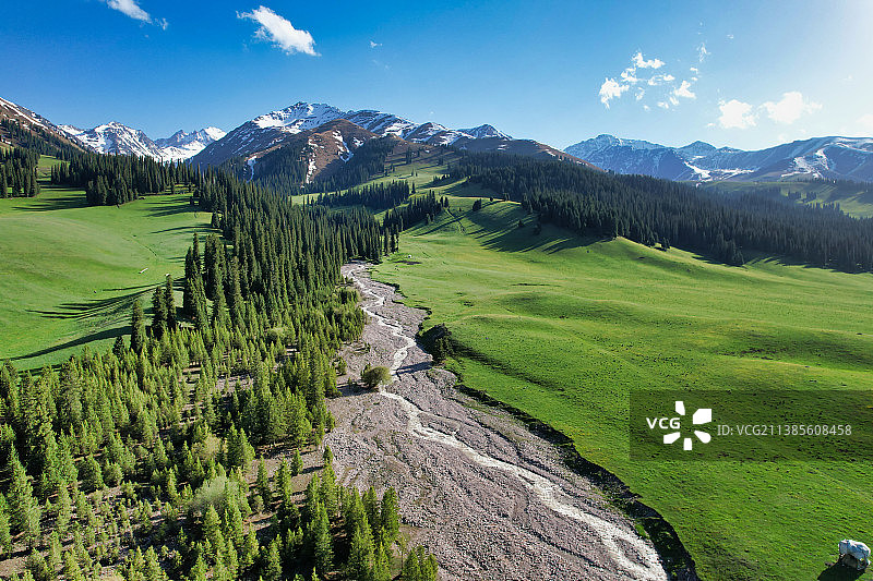 那拉提 空中草原 雪莲谷 航拍图片素材