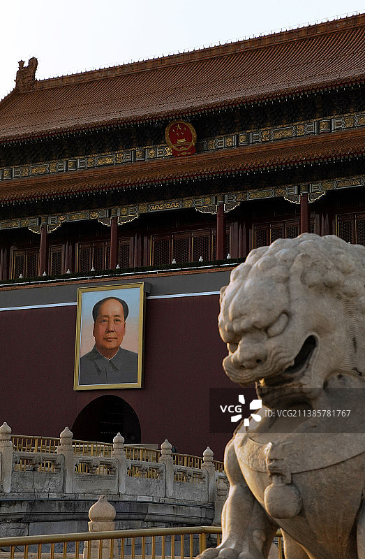 2022年6月1日，黄昏，中国北京天安门广场图片素材