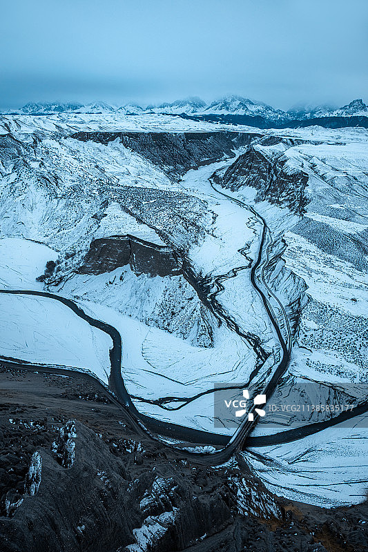 冬季安集海大峡谷图片素材