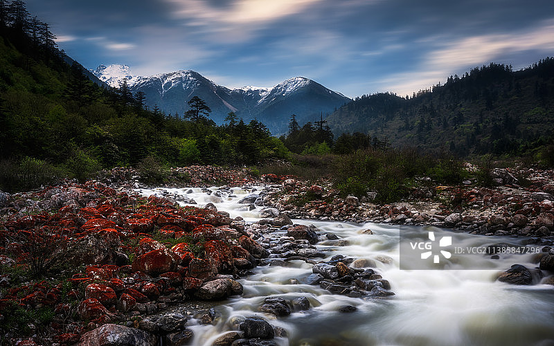 红石滩图片素材