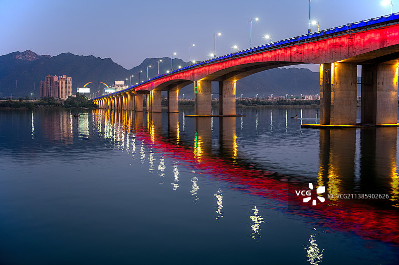 清远英德浈阳大桥夜景图片素材