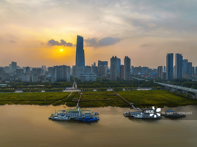 汉口江滩图片素材