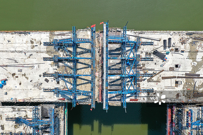 勇进路大桥空中握手图片素材