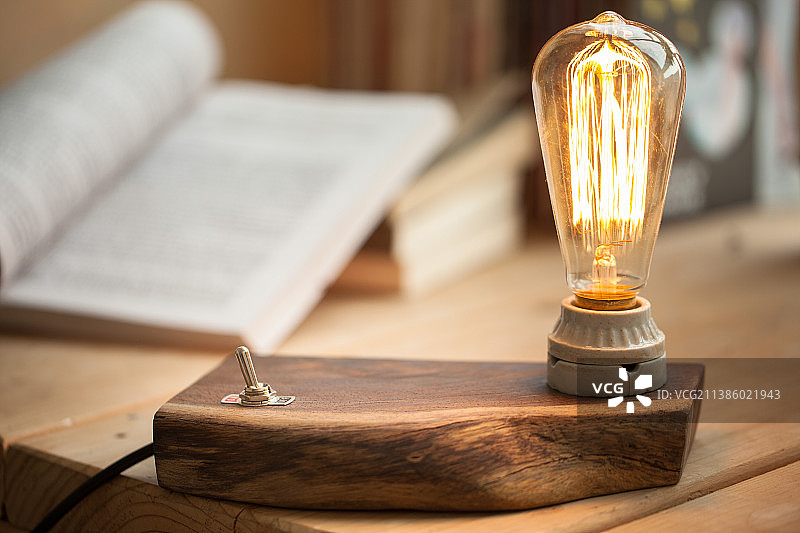 台灯、手工台灯、创意台灯  复古台灯 木制台灯图片素材