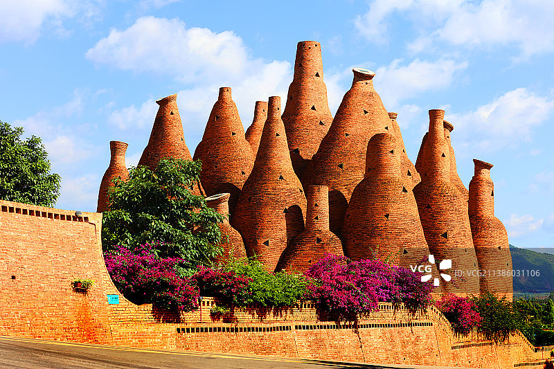 云南省红河州弥勒市东风韵艺术景区图片素材