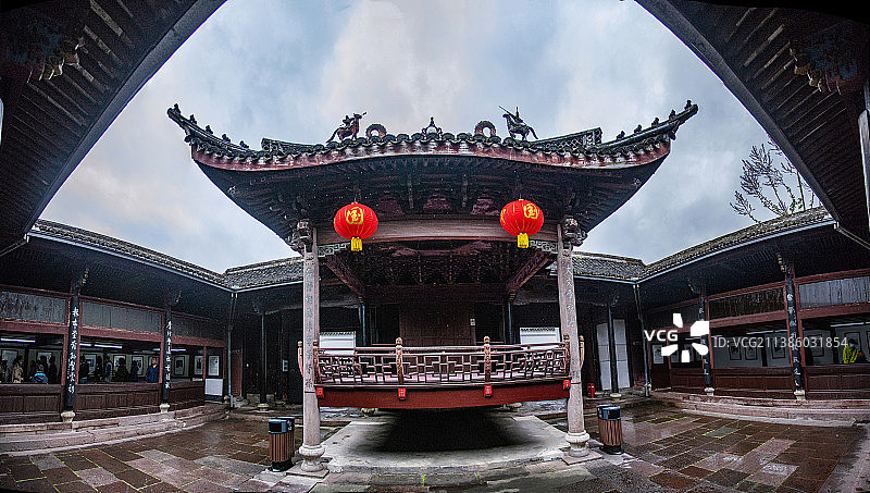 浙江省宁波市奉化区溪口蒋氏宗祠戏楼图片素材