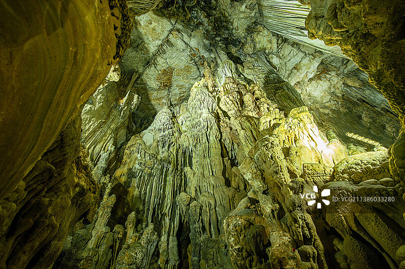贵州毕节市织金县官寨苗族乡“织金洞世界地质公园”溶洞景观图片素材
