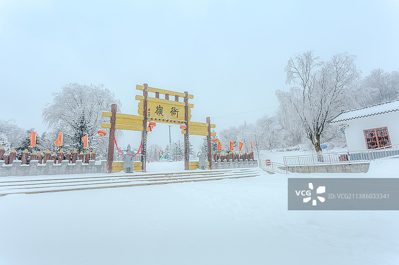 陕西宝鸡太白县衙岭雪景图片素材