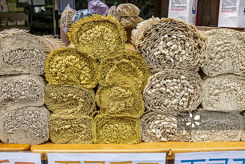 贵州黔东南苗族侗族自治州凯里市下司古镇苗家营养挂面图片素材