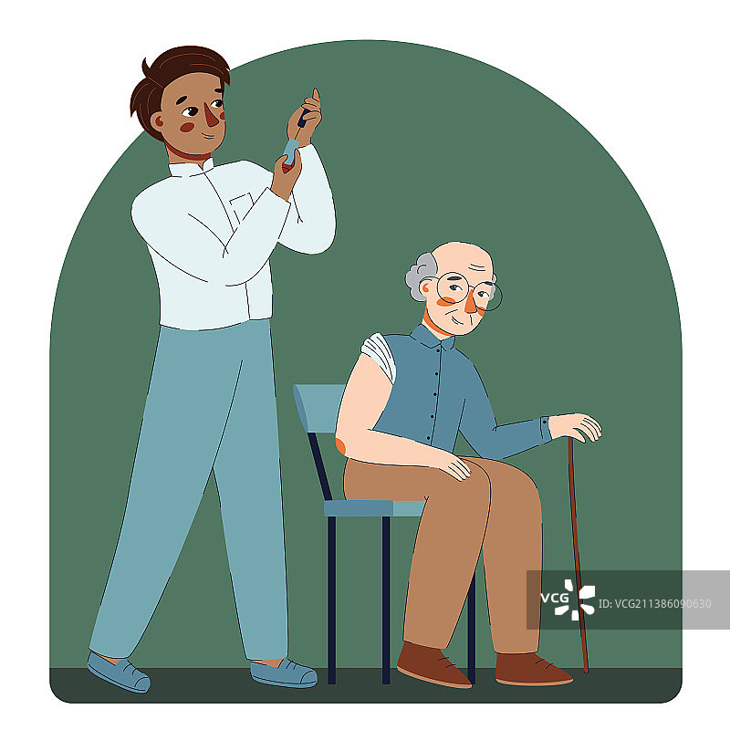 医生为老年人接种疫苗图片素材