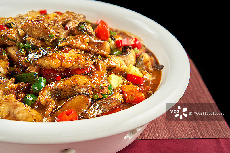 啤酒鱼小番茄扣肉桂林米粉竹筒鸡图片素材