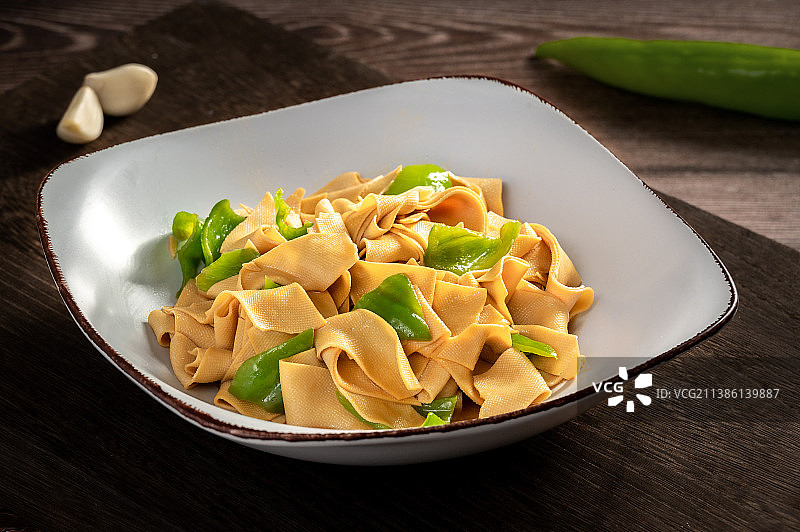 尖椒干豆腐图片素材