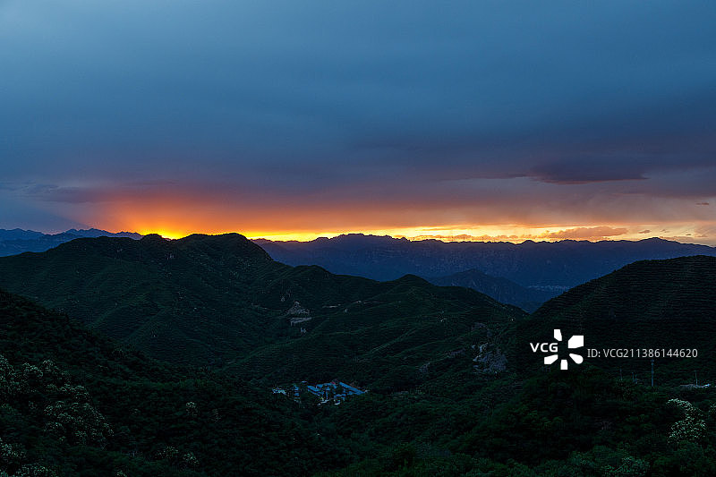 妙峰山上图片素材