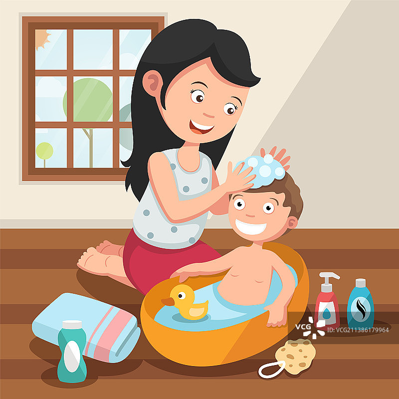 母亲充满爱意地给孩子洗头图片素材