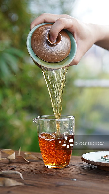 下午茶喝茶瞬间图片素材