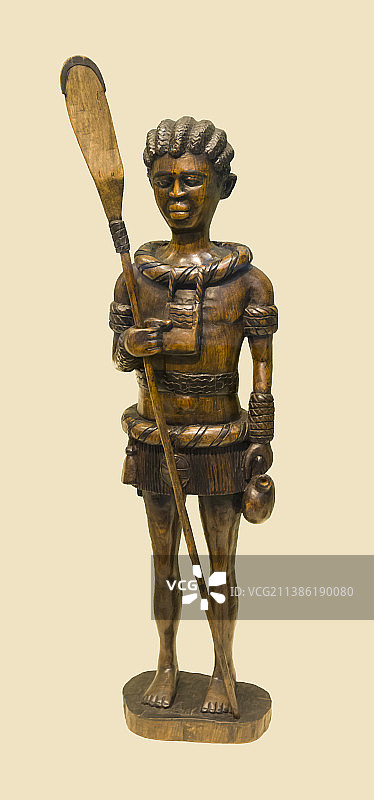 北京中央礼品文物管理中心-2008年木雕男人像-几内亚比绍赠图片素材